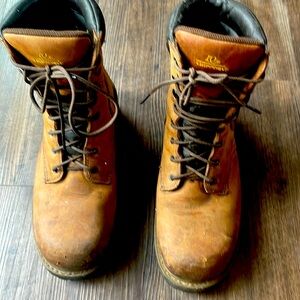 Chippewa HD steel-toe boots. Like new 10.5. Soles look untouched.